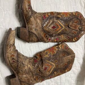 Vintage Western Leather Boots with Colorful Embroidery